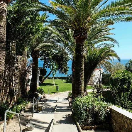 Torremolinos, La Roca * Τορρεμολίνος